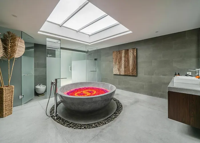 Villa De Prestigio Berawa Canggu